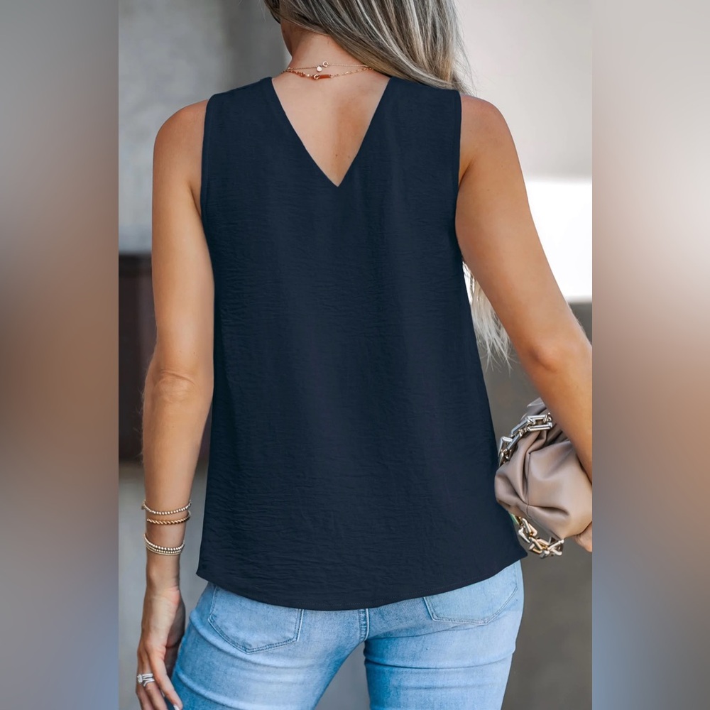 Cupshe Sleeveless Navy Crossover top, NWT - Picture 2 of 6